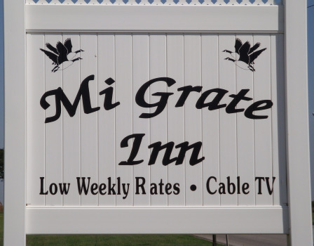Mi Grate Inn sign